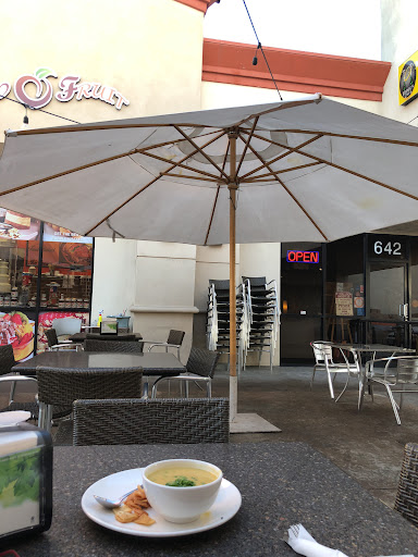 Little Arabia Lebanese Bakery & Cuisine